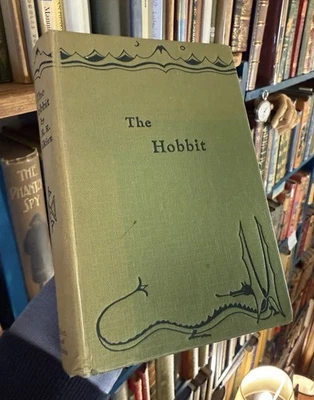 JRR Tolkien : The Hobbit : 2nd Ed 13th Imp  Allen Unwin 1961 - Image 1 of 4