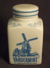 VINTAGE VANDERMINT "THE ORIGINAL DUTCH CHOCOLATE LIQUEUR" CERAMIC JAR BLUE&WHITE