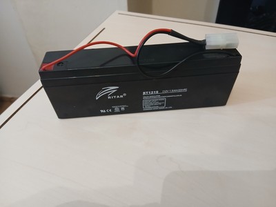 Ritar 12v Akku mit Ladegerät