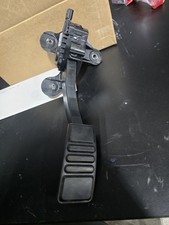 2011-2024 Ford Mustang Gas Accelerator Pedal Cr33-9f836-bb