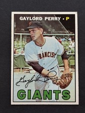 Top 10 Gaylord Perry Baseball Cards 18