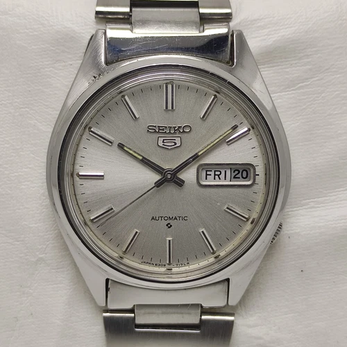 Seiko 5 6309-7150 Silver Dial Automatic Day/Date Vintage Men’s Watch