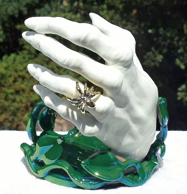 Bath & Body Works WITCH HAND & IVY Foaming SOAP HOLDER Spider Ring 2022 NEW