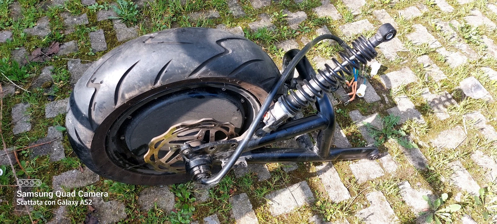 MOTORE ELETTRICO/ CERCHIO POSTERIORE/ FORCELLONE SCOOTER ELETTRICO ME 6.0