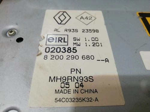 8200290680 Sistema Audio/Radio Cd para RENAULT LAGUNA II (BG0) 8242 - Imagen 2 de 6