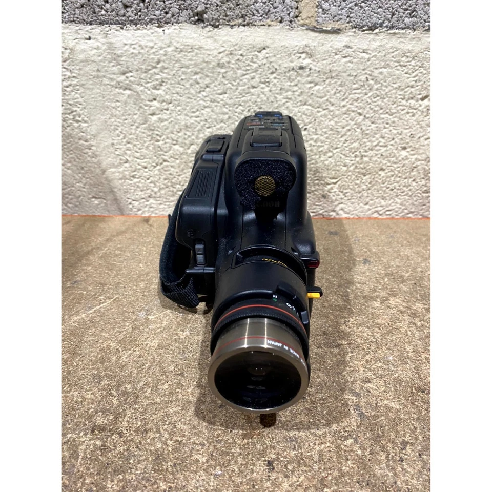 Canon Canovision E60E 8mm Video Camcorder Black Built-in Microphone 8x Zoom 6-V - Image 4 of 4