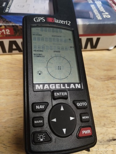 Magellan GPS Blazer 12 Satellite Navigator Pocket Size GPS Hiking Hunting Tested - Picture 6 of 21