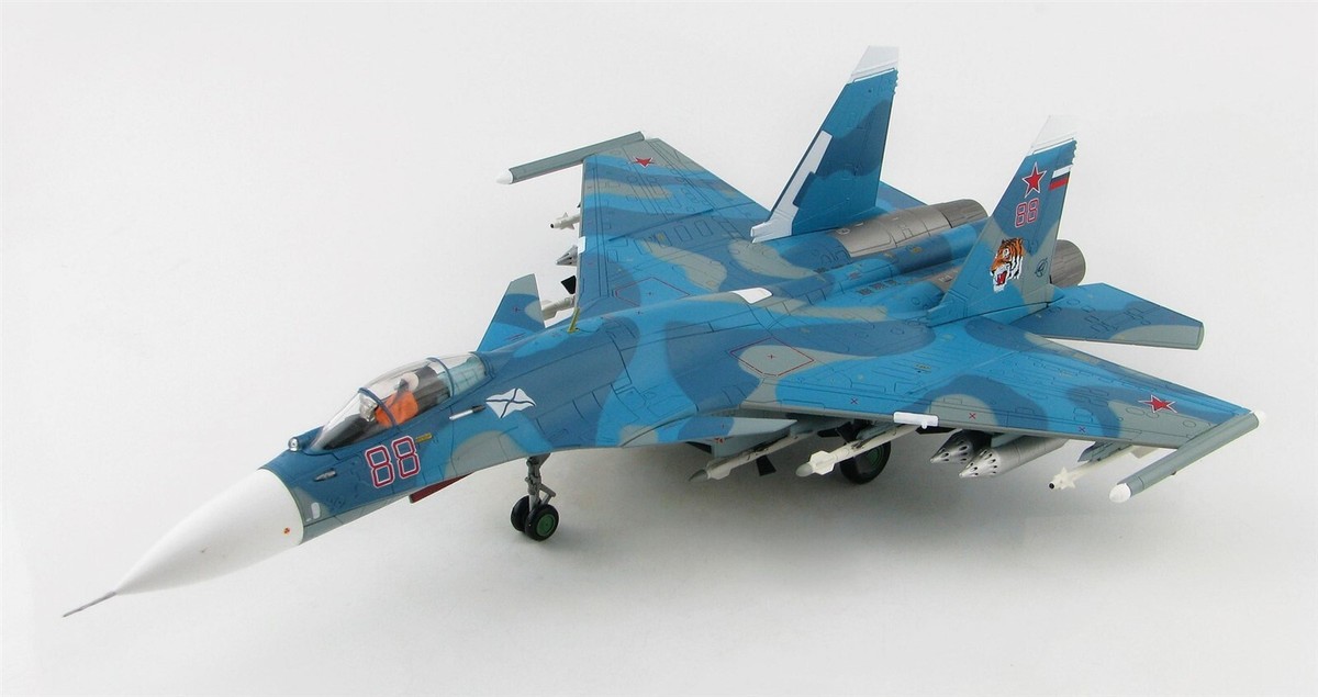 【未使用品】HOBBYMASTER J-15 (SU-33) HA6409 s-l1600.jpg