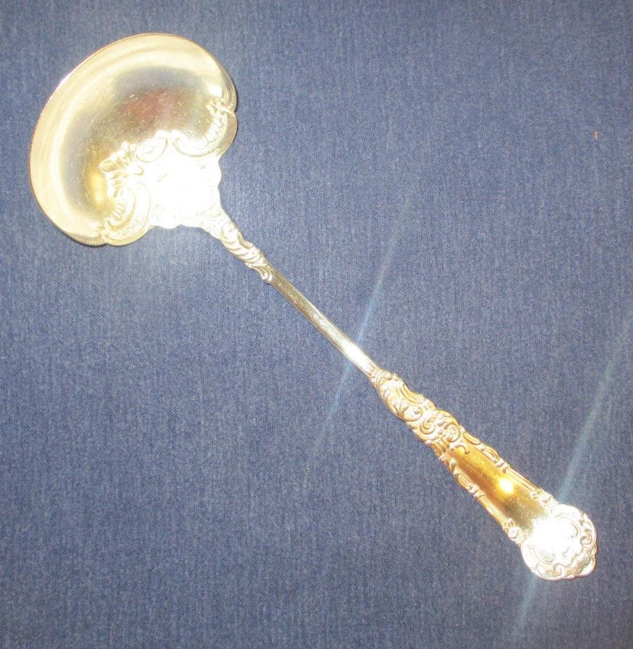 Wm.Rogers YALE 1894 silverplated cream soup or oyster ladle