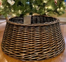 Ashland Wicker Christmas Tree Collar / Tree Skirt: 26 Round Approx 11 Tall NWT