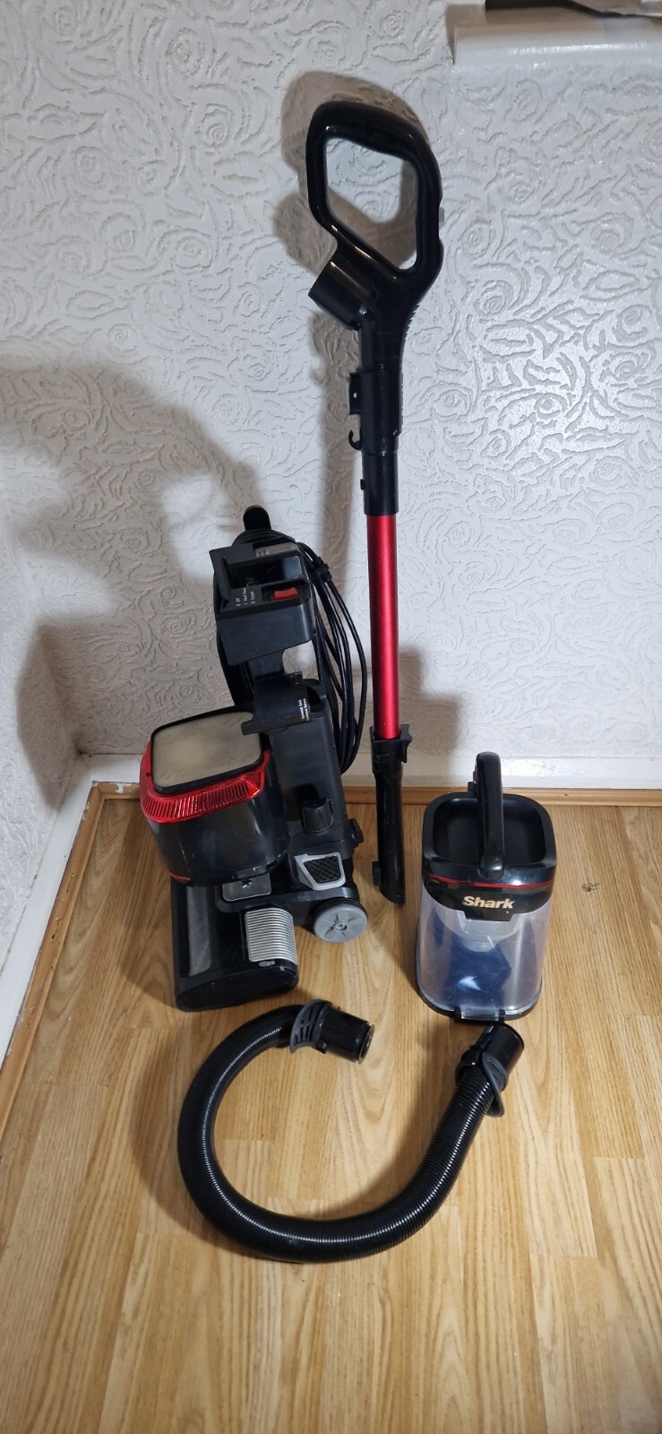 Shark LiftAway Upright Vacuum Cleaner NV602UKT , Red /Black eBay
