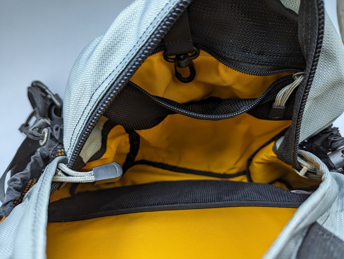 バッグ 90s 00s marmot walkabout messenger bag バッグ 90s 00s marmot walkabout messenger bag 90s 00s marmot