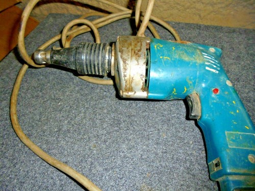 MAKITA DRYWALL SCREWDRIVER MODEL 