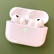 Apple AirPods Pro 3 with Charging Case   Both Earbuds Work   Firmware 8A357