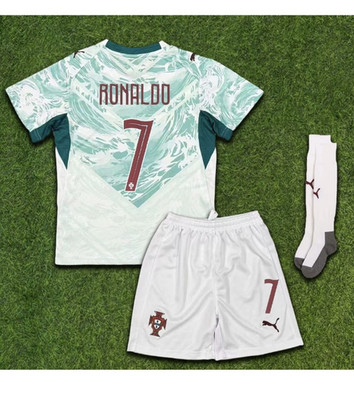 Portugal WM 2026 Away Full Kit Ronaldo 7 Grün Kinder Kurzarm