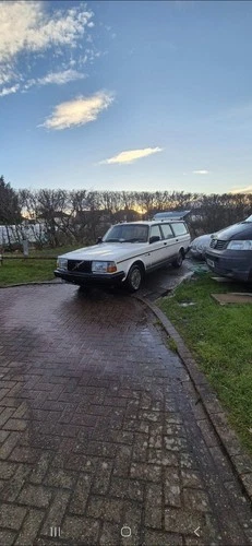 Volvo Torslanda 240 Estate 2.0 Petrol Manual - Picture 1 of 19