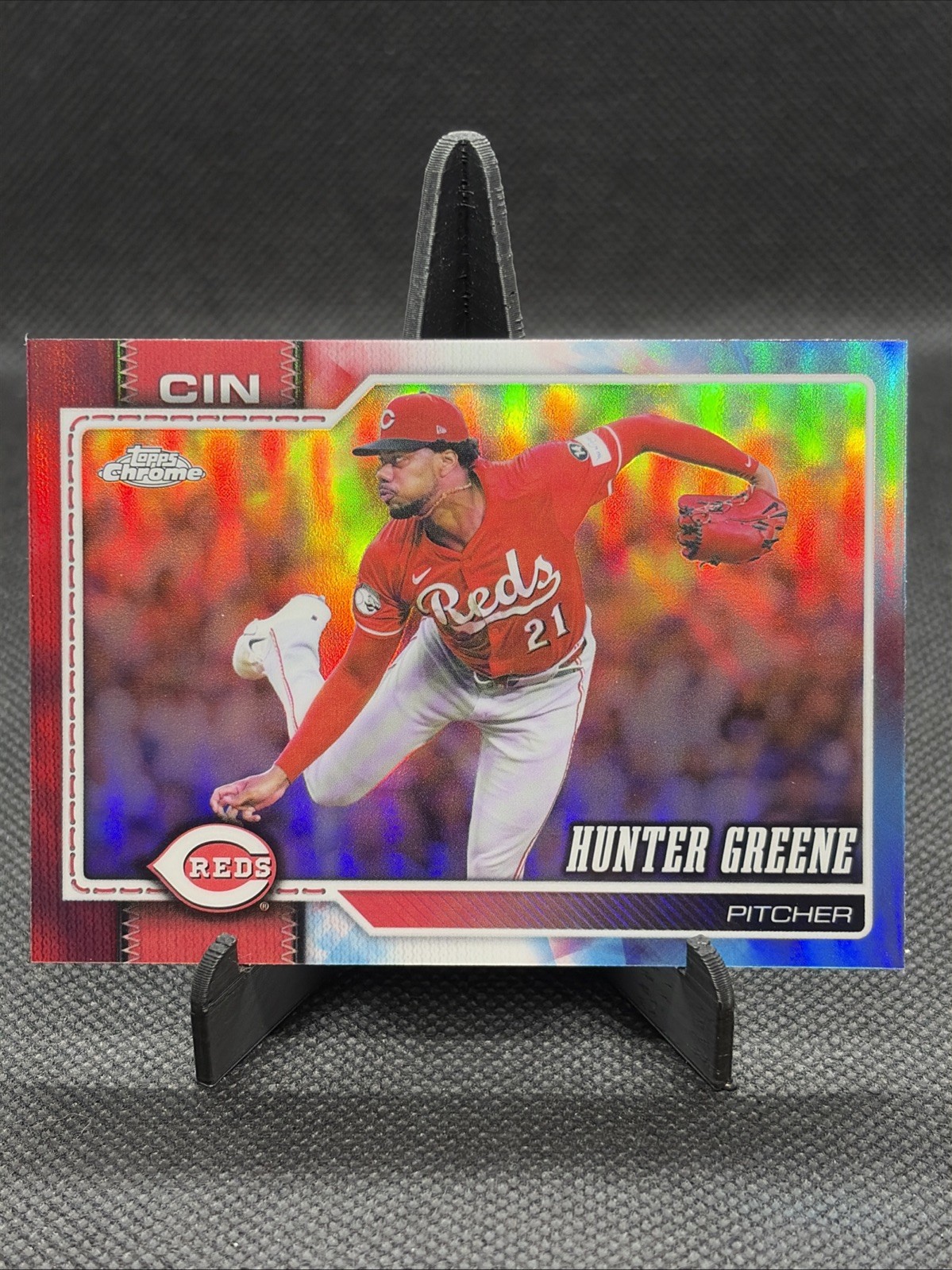 2026 Topps Chrome #135 Hunter Greene Red White and Blue Refractors card