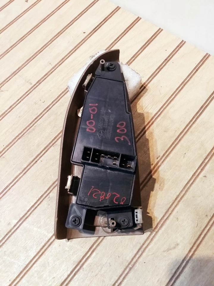 INTERRUPTOR MAESTRO VENTANA ELÉCTRICA CHRYSLER 300M BRONCEADO OEM 2001-2004 Foto 2 de 4