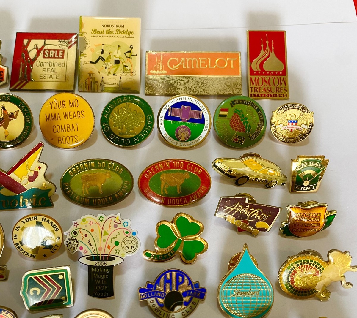 PINS PIN'S LAPEL PIN BADGE VINTAGE COLLECTION LOGO CREDIT LYONNAIS ALBERVILLE 92