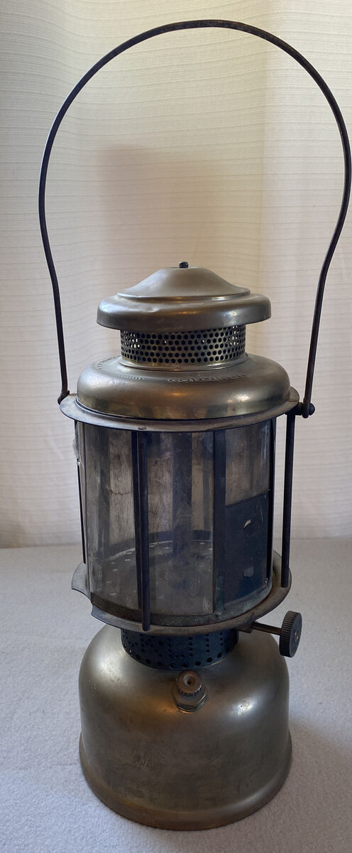 VINTAGE 1920'S COLEMAN LAMP COMPANY QUICK LITE 2 MANTLE VINTAGE 1920'S COLEMAN LAMP COMPANY QUICK LITE 2 MANTLE