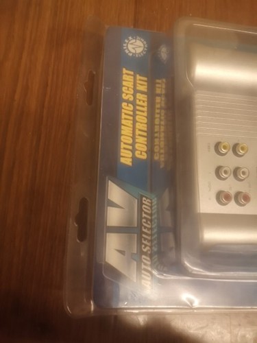 Philex Automatic Scart Controller Kit, New In Box, 3 Scart Cables - Picture 3 of 8