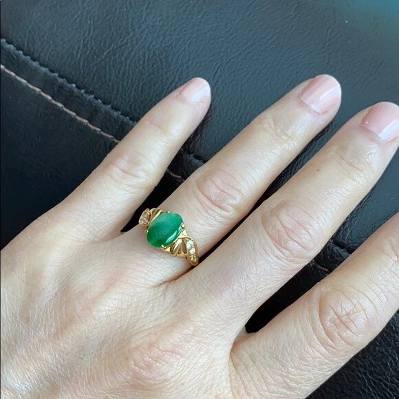 Small jade ring deals
