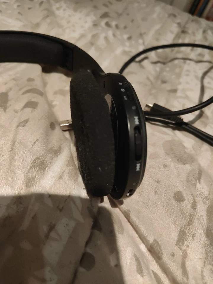 Cuffie Wireless Logitech H800 con Microfono - Immagine 4 di 4