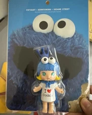 POP MART Molly 100% Kennyswork Sweet Cake Monster STS Exhibition Limited Dolls