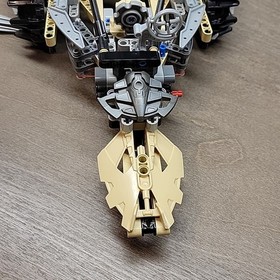 Parts and Pieces Lot for LEGO Bionicle Thornatus V9 Vehicle Set From 8995
