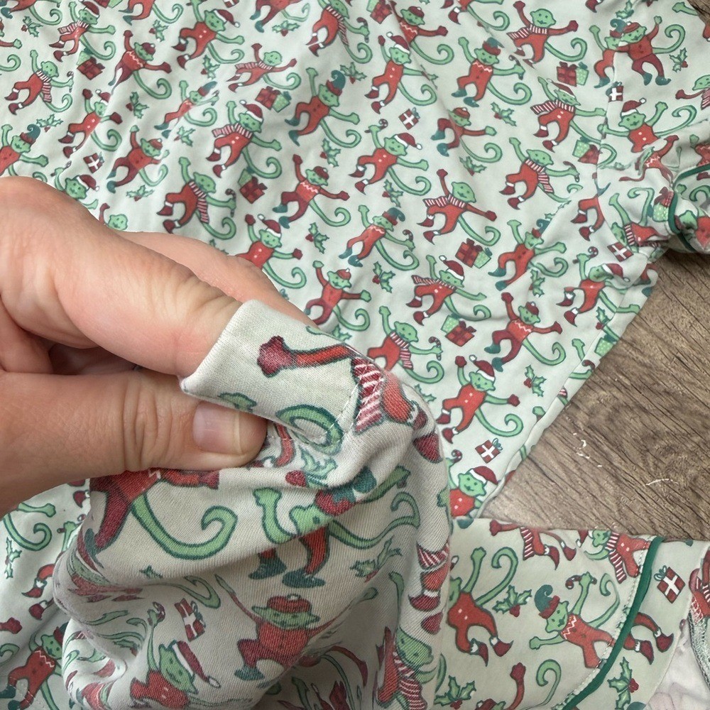 Roller Rabbit- Holiday Monkey- Size small - image 5