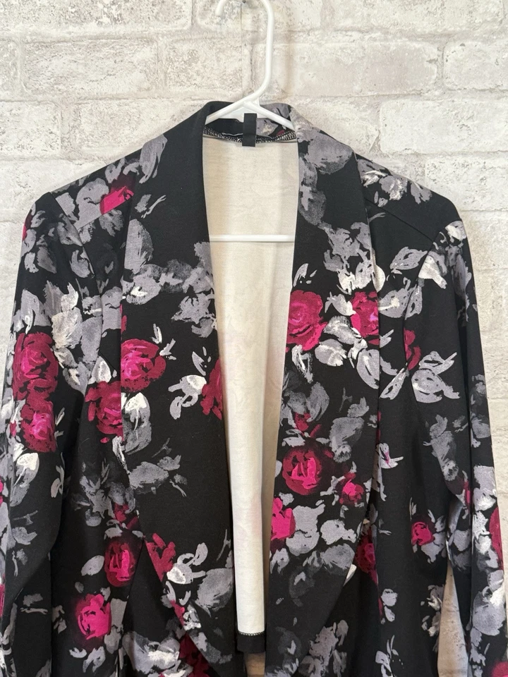 Torrid Jacket Floral Front Blazer Stretch Black Pink Gray Nylon Heavy Size 0 - Image 3 of 4