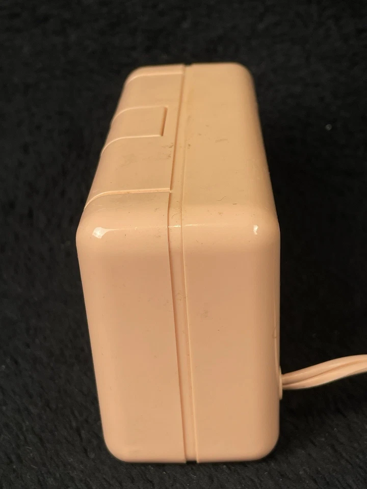 Reloj Despertador Conair Modelo CL1001 Rosa Inclinable Mesita de Noche De Colección Retro ¡FUNCIONA! Foto 2 de 4