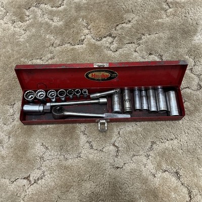 Husky Tools CB 45 Complete 17 Piece Socket Set Made in USA Vintage With Case