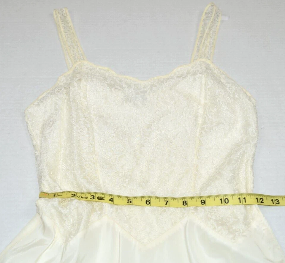 复古懒人连衣裙 Barbizon 尺码 10 Miss 50s 象牙色 蕾丝紧身蓬裙 — 第 4/4 张图片