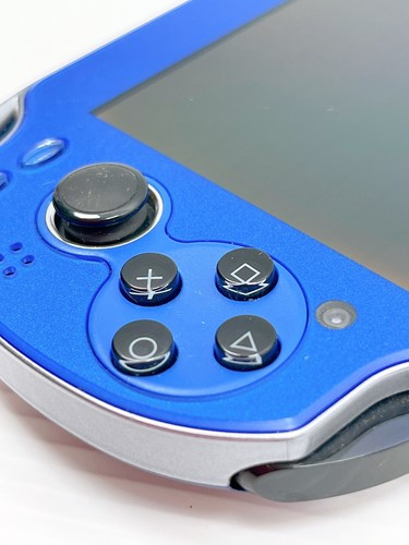 PS Vita PCH-1000 Sapphire Blue ricondizionata con scheda di memoria 4GB - Buone condizioni - Foto 21 di 23