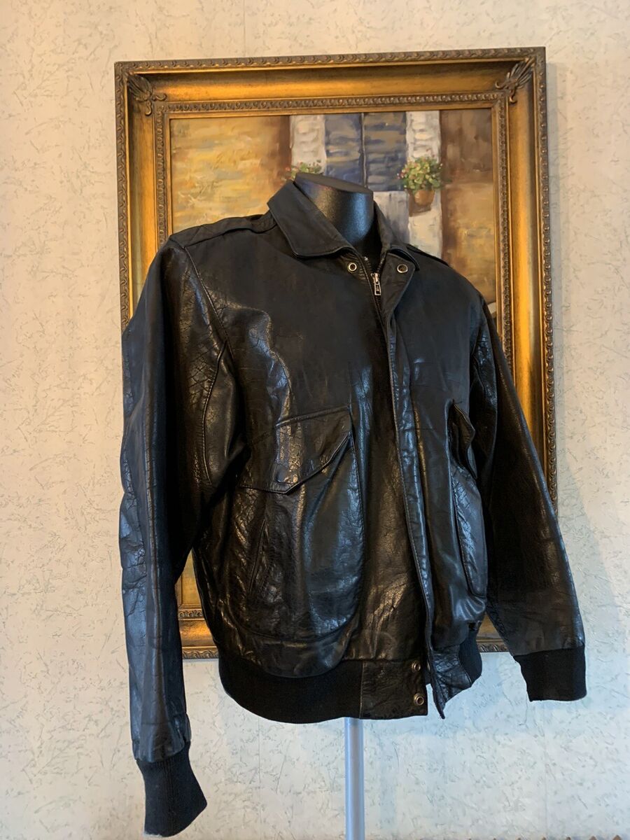 Vintage 80s Hunt Club Genuine Leather Bomber Jacket Size 44R Vintage 80s Hunt Club Genuine Leather Bomber Jacket Size 44R