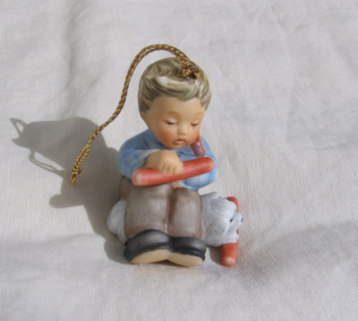 Berta Hummel Christmas Tree Hanging Ornaments (3)