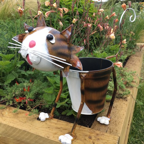 NODDING METAL CAT PLANTER OUTDOOR POT GARDEN ORNAMENT WITH SPRINGY TAIL