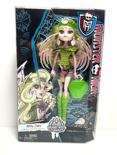 MONSTER HIGH Doll BATSY CLARO Brand-Boo Students Mattel 2015 New In Box. RARE!!