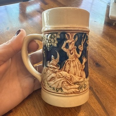 HARE & HEDGEHOG FABLE #4000 German Child's Mini Small Beer Stein 