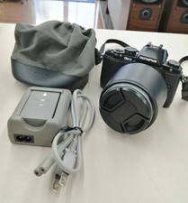 OLYMPUS OM-D E-M10 Mirrorless -Lens Camera