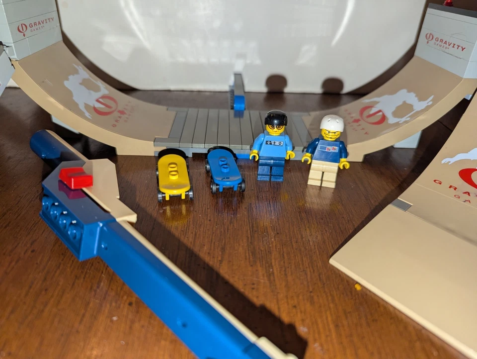 2003 LEGO 3537 - Sports: гравитация игры скейтборд - Vert Park вызов - 99% - Изображение 2 из 3