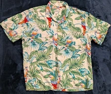 Paradise Found Men’s Hawaiian Shirt Macaw Parrots White Pocket Aloha USA Sz L