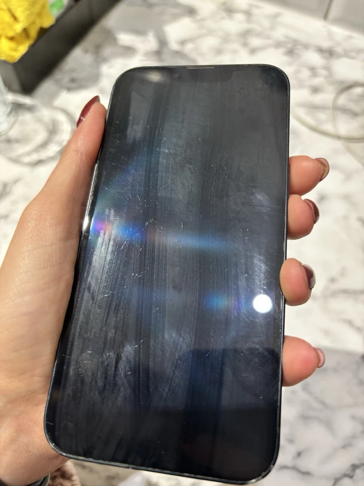 iPhone, photo 3 of 5