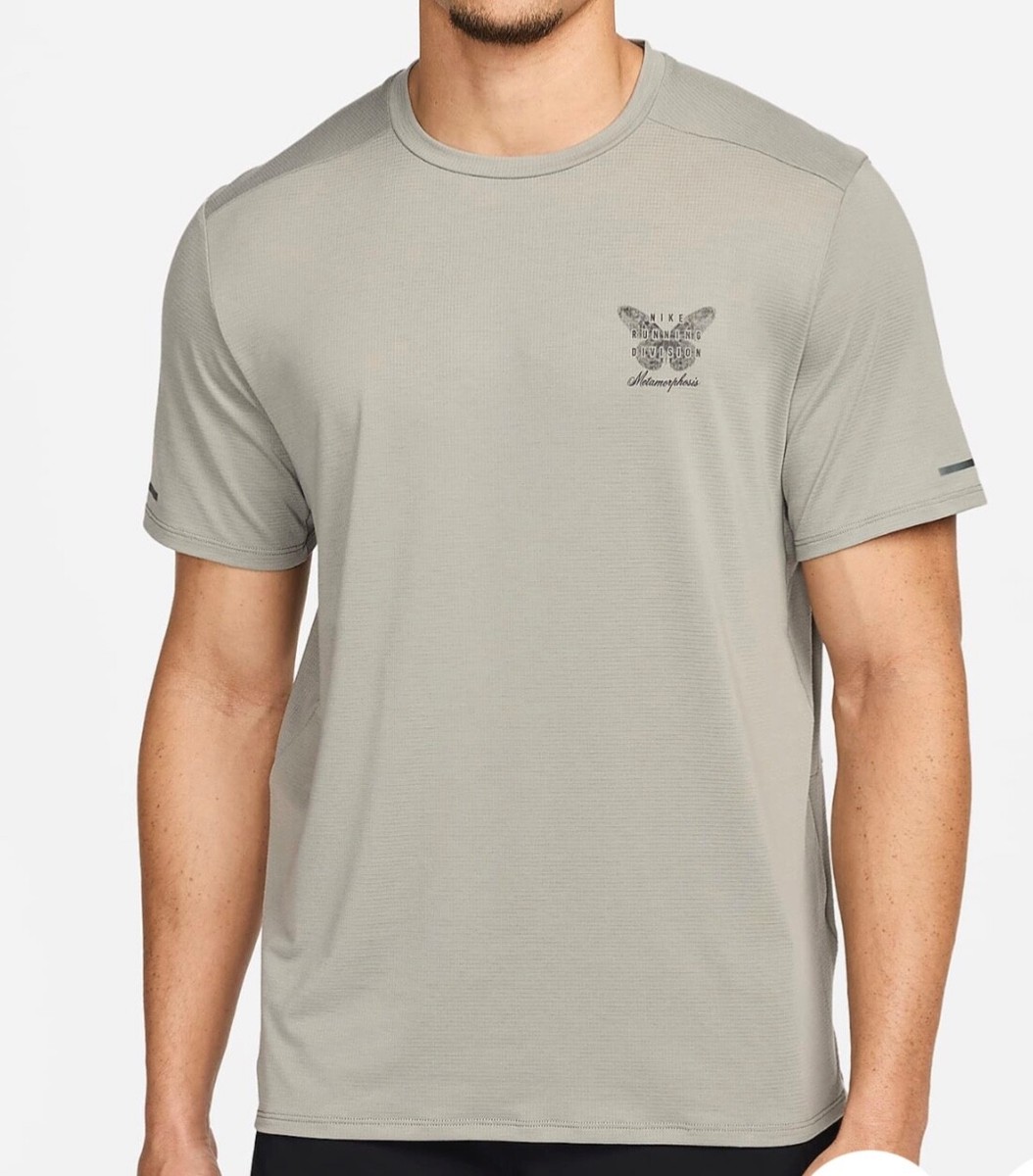 New NIKE “RUNNING DIVISION” Dry-Fit Short Sleeve T-Shirt