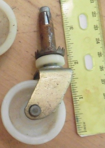 3 Industrial Wheel Casters with Plastic Wheels 