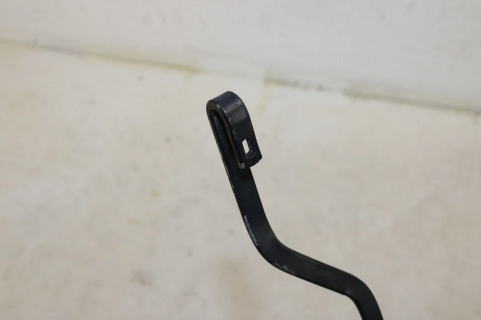 1997-2004 Chevrolet Corvette Windshield Wiper Arm Set OEM MP19 - Image 3 of 4