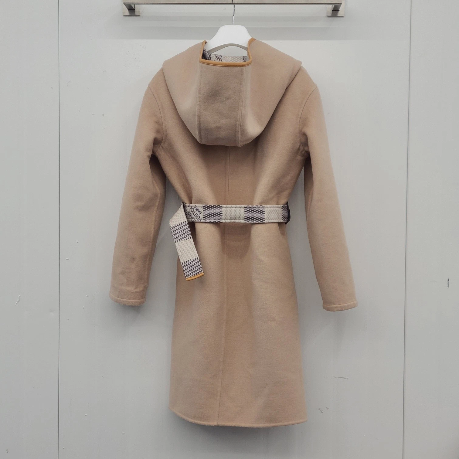 LOUIS VUITTON（LV） Louis Vuitton cappotto reversibile Damier Azur con cappuccio 38 73979616