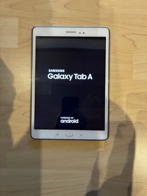 Samsung Galaxy Tab A SM-T550 16GB, WLAN, 24,6 cm (9,7 Zoll) - Weiß