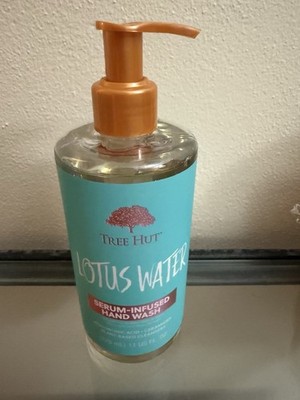 Tree Hut Lotus Water Serum-Infused Hydrating Hand Wash/ Jabón De Manos Soap